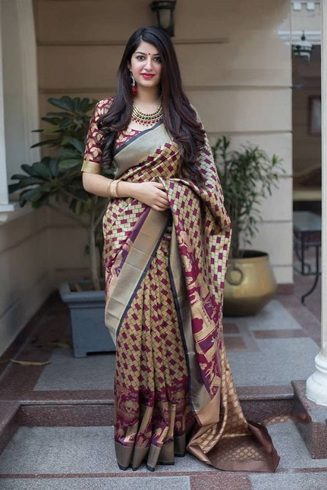 Grace your Big Day with a Beautiful Designer Wedding Saree | Readiprint  Fashions Blog