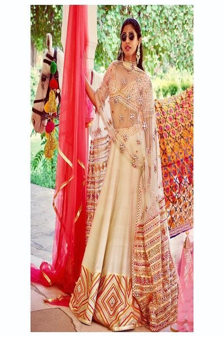 Peach Color Soft Net Ruffle Style Full Flair Semi Stitched Crop Top Lehenga  Choli For Girls Wear at Rs 1199 | Crop Top | ID: 2850461175512