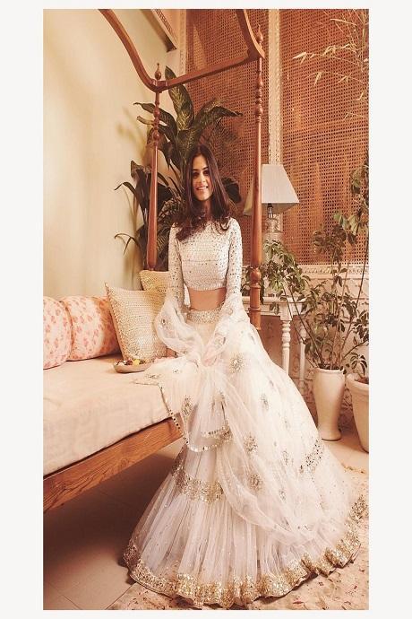 Want to wear a white lehenga at your wedding? Take a cue from these real  brides | Indian wedding outfits, Indian bridal outfits, Groom outfit