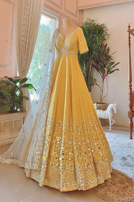 Yellow Lehenga With Blouse & Dupatta | Yellow lehenga, Haldi dress, Aza  fashion