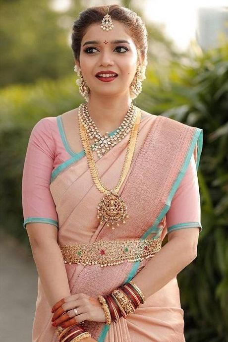 Cream Wedding Banarasi Silk Saree Design | Saree designs, Fancy sarees,  Soft silk sarees