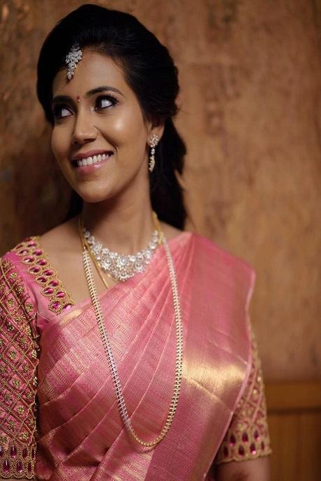 Peach Coloured Poly Silk Embellished Saree | Leemboodi