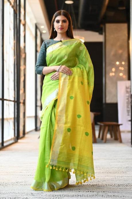 Buy Soft & Graceful. Pure Handwoven Khadi Cotton Saree (With Blouse Piece)  - Green & Turquoise Online