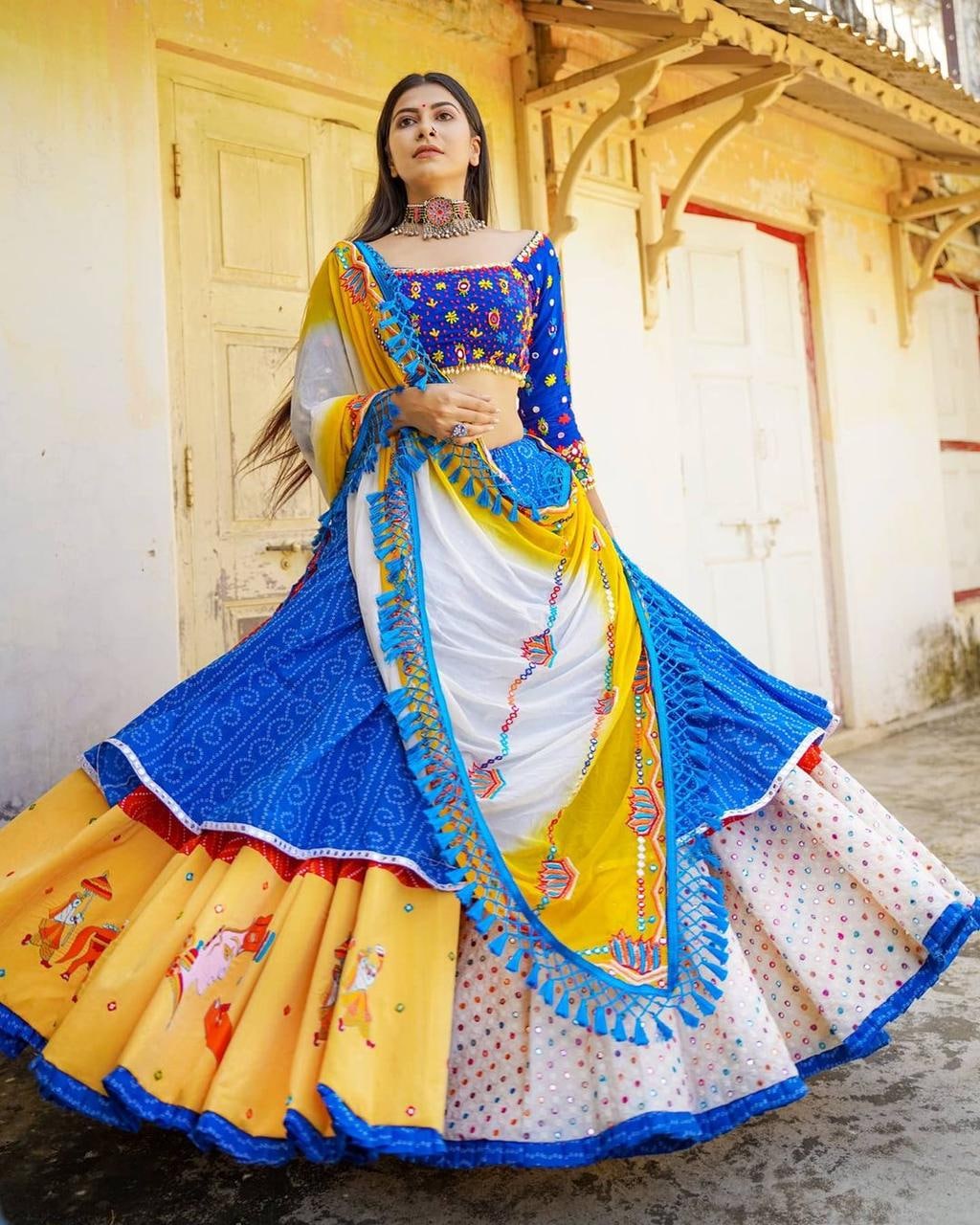 Buy Designer Bridal Lehenga , Wedding Lehenga Online | Yellow Fashion -  Kriya - Medium