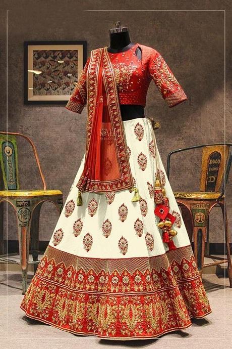 Multi-Colored Chanderi Silk Lehenga Set Design by Jiya by Veer Designs at  Pernia's Pop Up Shop 2024