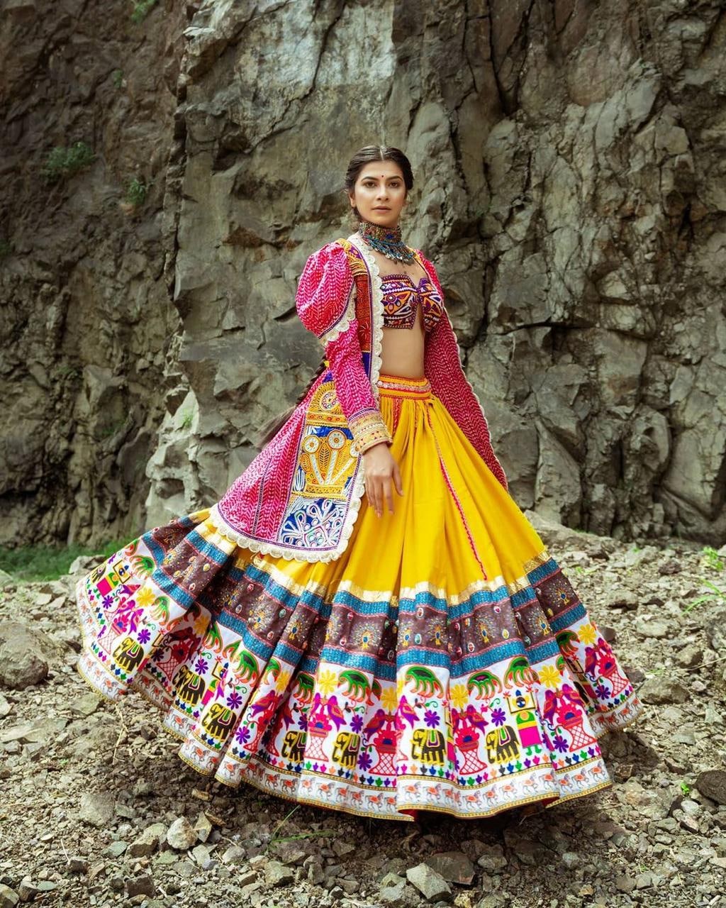 Indian Lehenga Choli Online USA | Buy Lehenga Choli for Women | Palkhi  Fashion | Choli designs, Designer lehenga choli, Chaniya choli designs