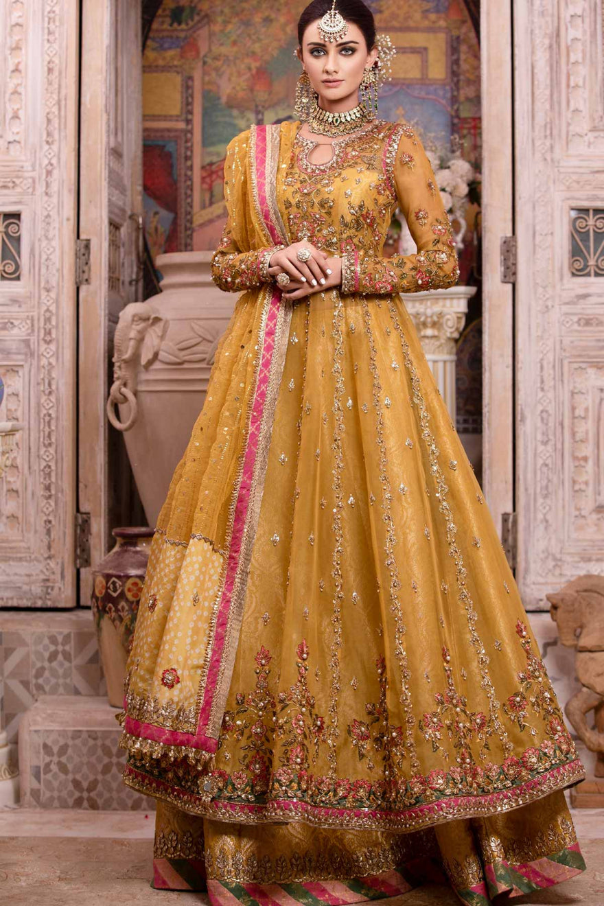 The Prettiest Yellow Bridal Lehengas We Spotted! | Indian bridal wear,  Indian bridal lehenga, Indian bridal