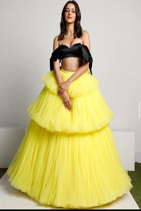 Buy Yellow Ruffled Lehenga Set for 3-4 Year Girls Online from Indian Luxury  Designers 2024