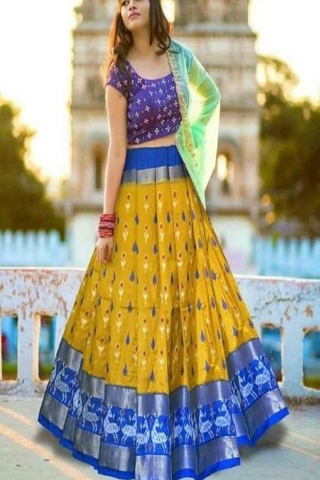 Simple #Choli #Wedding #Cotton #Bridal #BlouseDesigns #DIY #Saree  #Bridesmaid #Sabyasachi #Jacket #Pastel #Pa… | Yellow lehenga, Lehenga,  Lehenga skirt