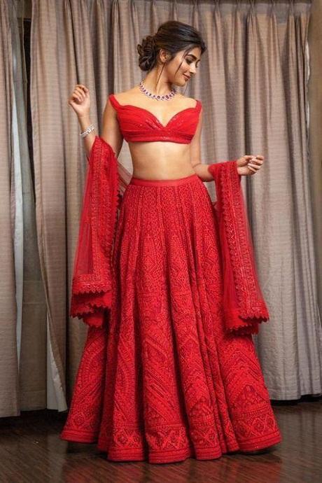 Shraddha Arya stuns her fans with her gorgeous red ethnic lehenga! -  BridalTweet Wedding Forum & Vendor Directory