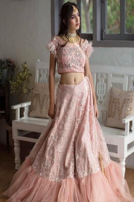 Buy Elegant Peach Net Golden Embroidered Wedding Wear Lehenga Choli Set For  Women – Shopgarb Store