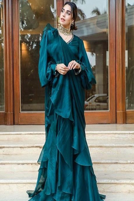 Simple lehenga | Exclusive saree blouse designs, New saree blouse designs,  Half saree designs