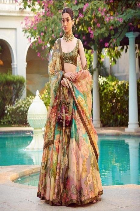 Zeel Clothing Women's Zari & Sequins Embroidered Net Lehenga Choli with  Dupatta (4110-Pink-Wedding-Stylish-Latest-New; Free Size) : Amazon.in:  Fashion