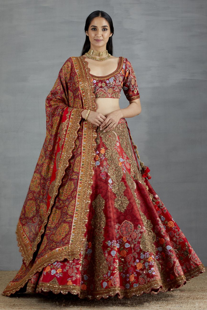 Multi Colored Soft Net Wedding lehenga blouse ka design
